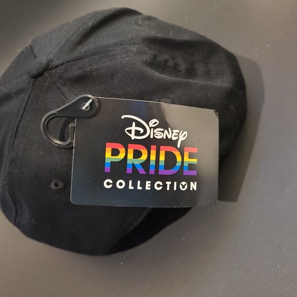 Disney Berkshire Fashions Pride Collection - Picture 2 of 2